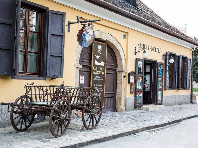 welcome-to-the-most-famous-hungarian-restaurant-in-buda-part-2